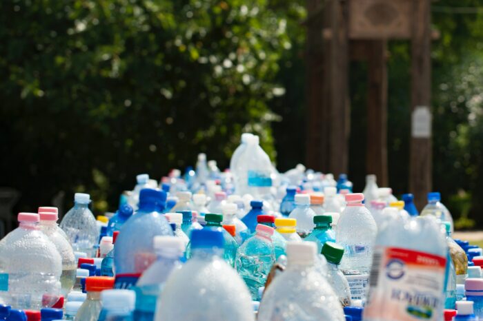 Reciclagem do lixo - garrafas plásticas