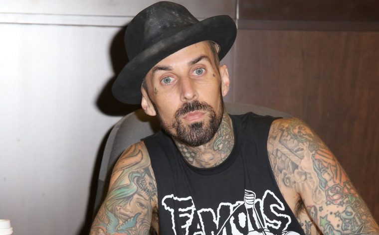 Travis Barker investe em rede de fast-food vegano